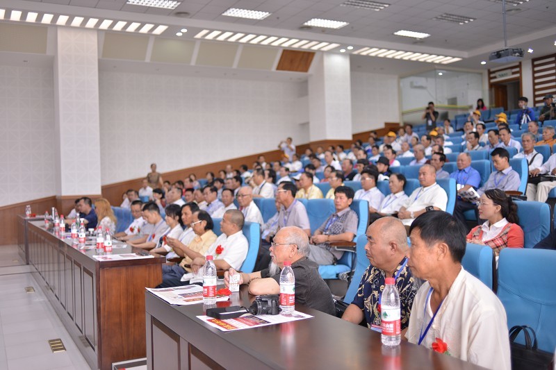 2013年全国高等院校建筑名师与人居环境研讨会